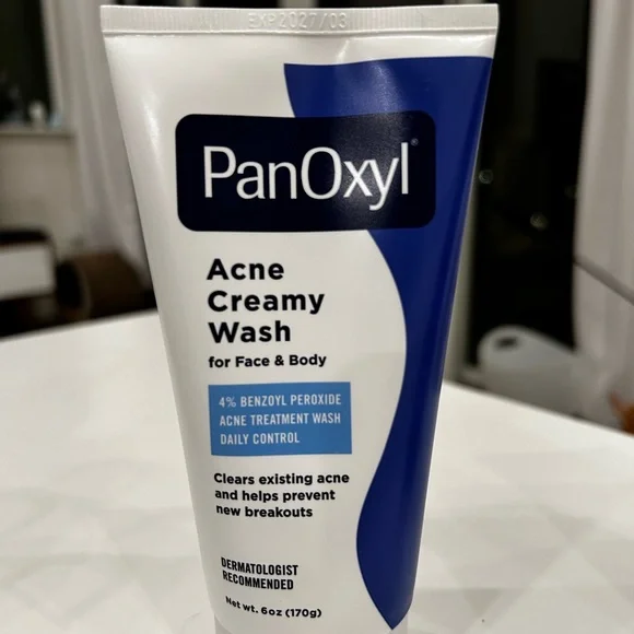PanOxyl Acne Creamy Wash for Face & Body (SEALED) - Picture 1 of 6